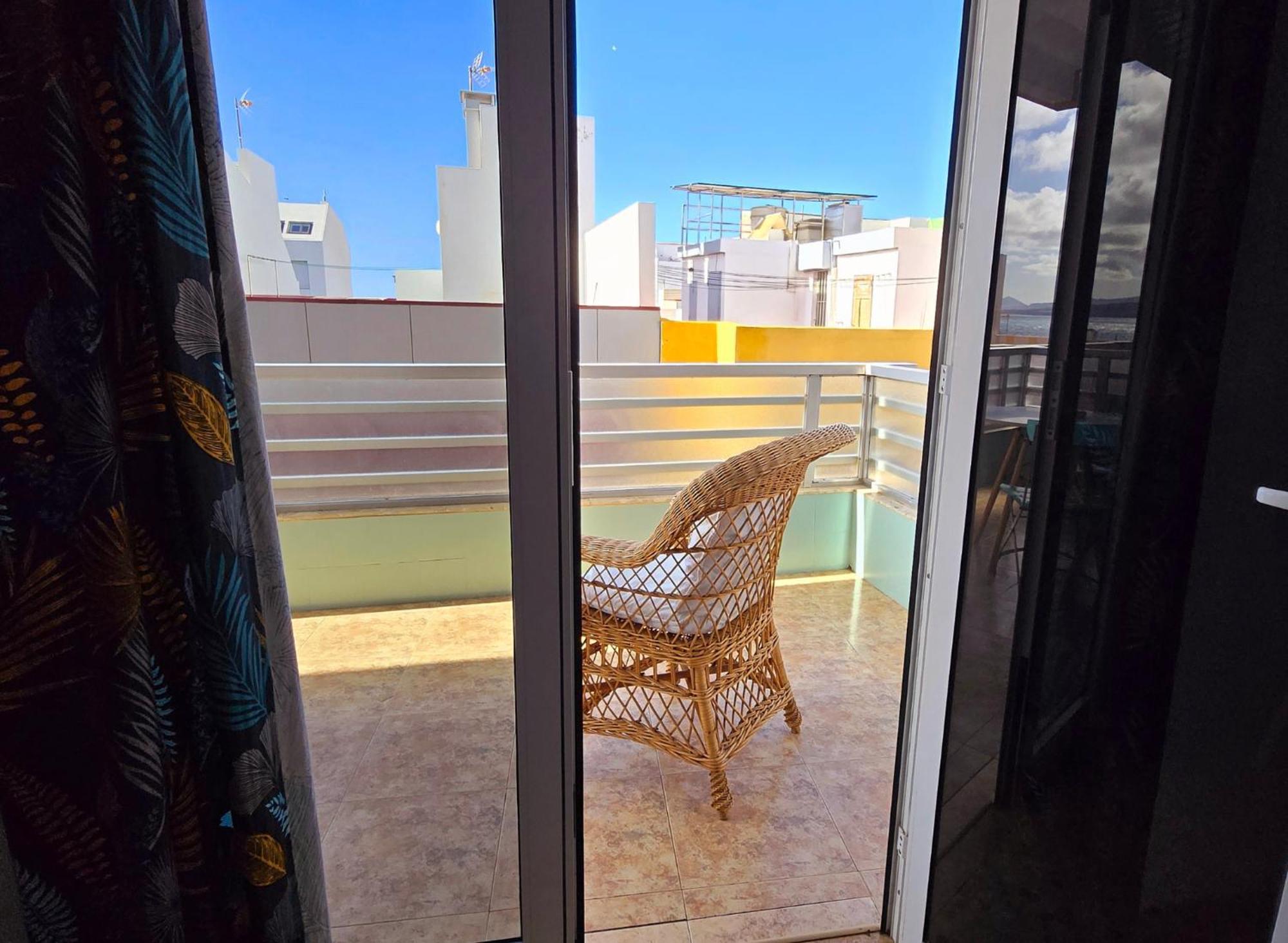 Casita Canaria Playa Beachfront Access & Lateral Ocean View With Terrace Лас-Пальмас-де-Гран-Канария Экстерьер фото